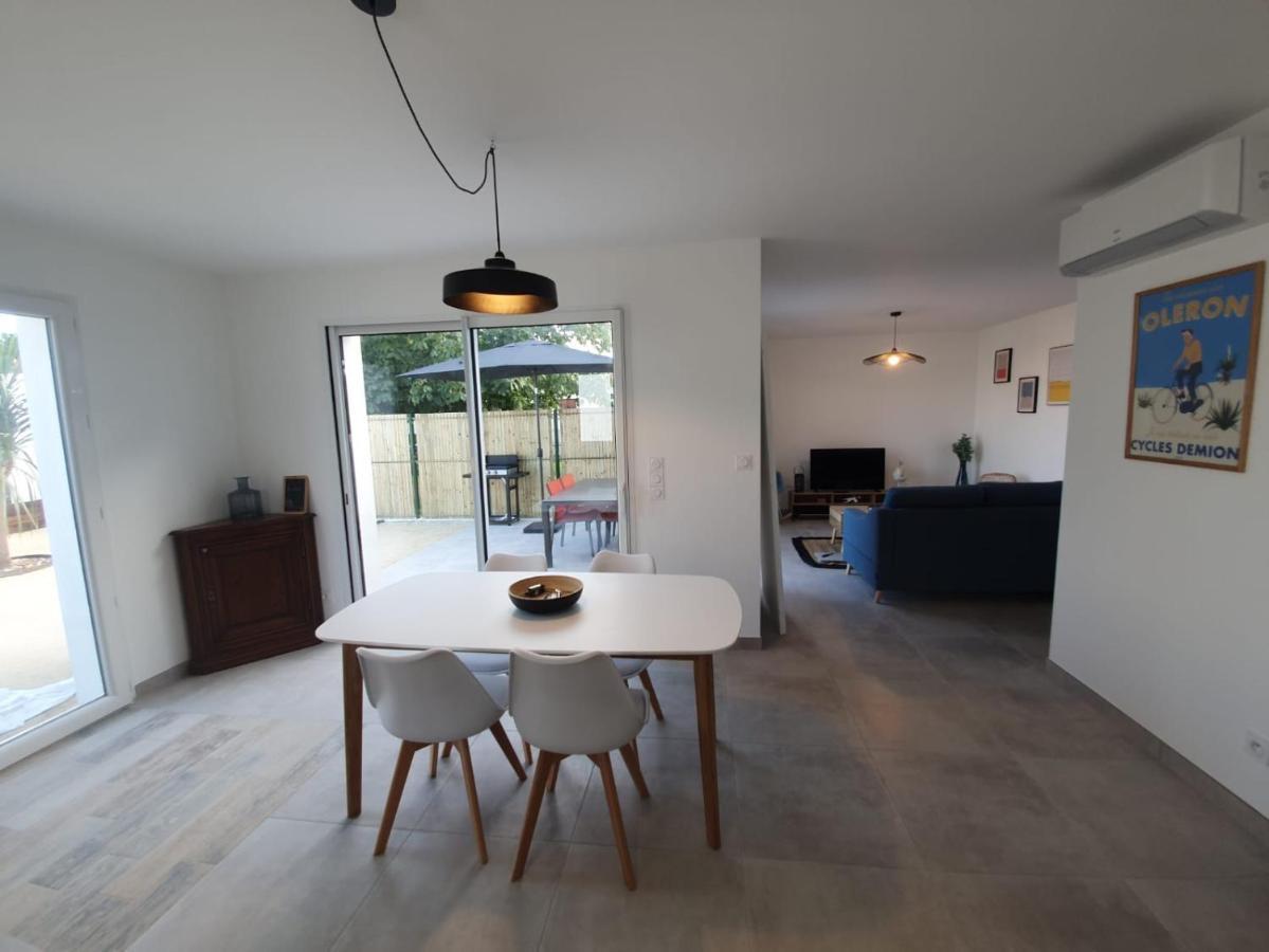 Le Clos Des Baigneurs Dolus de Oleron Bagian luar foto